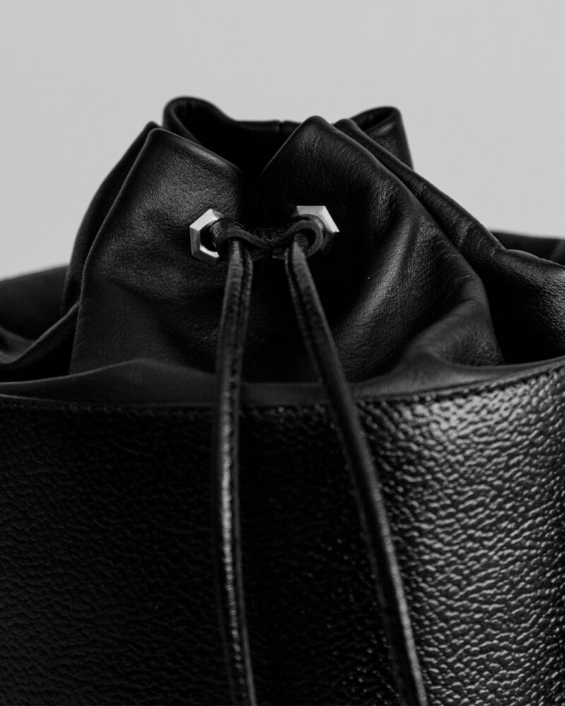Bucket Bag - Negra